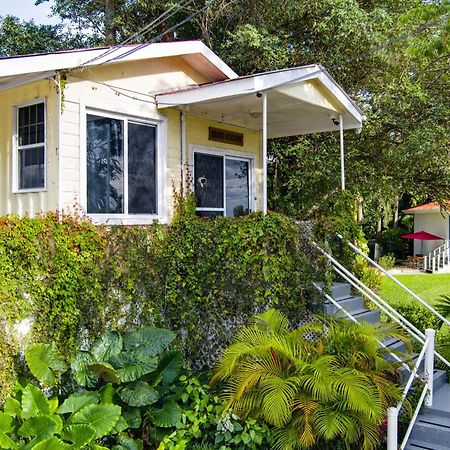 Harbour View Boutique Hotel & Yoga Retreat Cidade de Belize Exterior foto