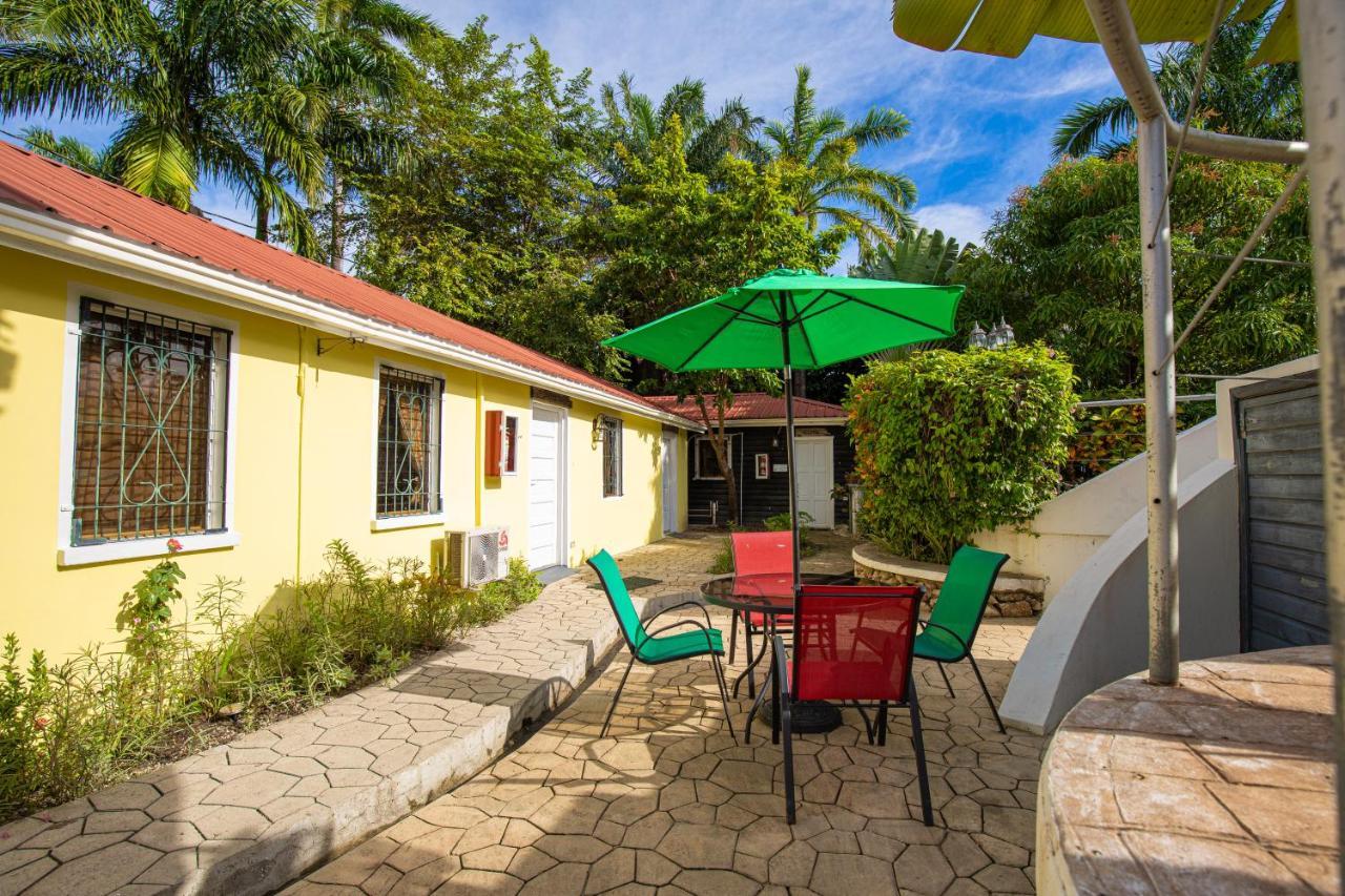 Harbour View Boutique Hotel & Yoga Retreat Cidade de Belize Exterior foto