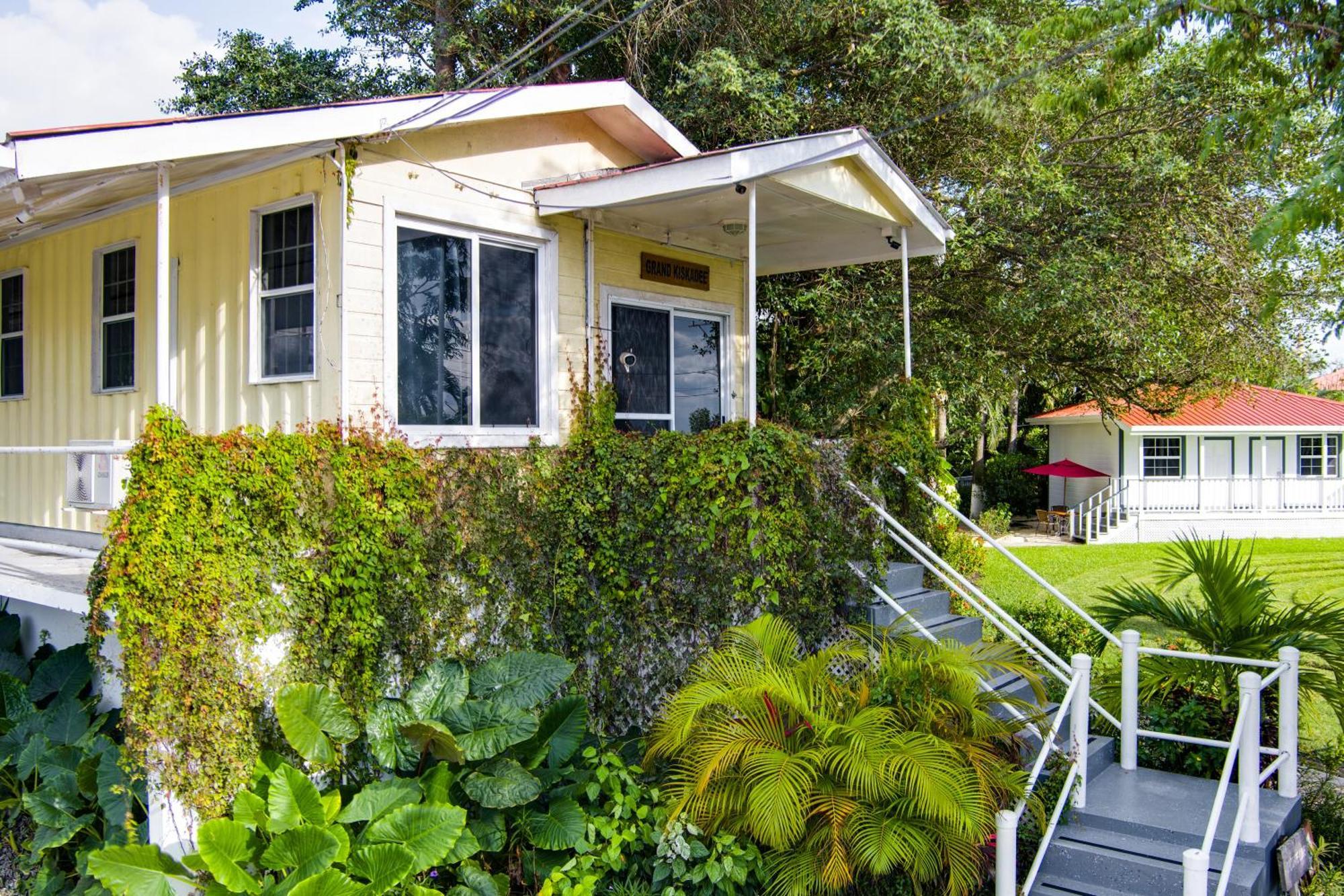 Harbour View Boutique Hotel & Yoga Retreat Cidade de Belize Exterior foto